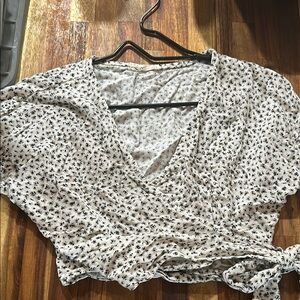 Sozy Floral Wrap Cropped Blouse